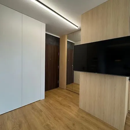 アパート Bnp Luxury Old Town 24h Check-in, Business And Pleasure